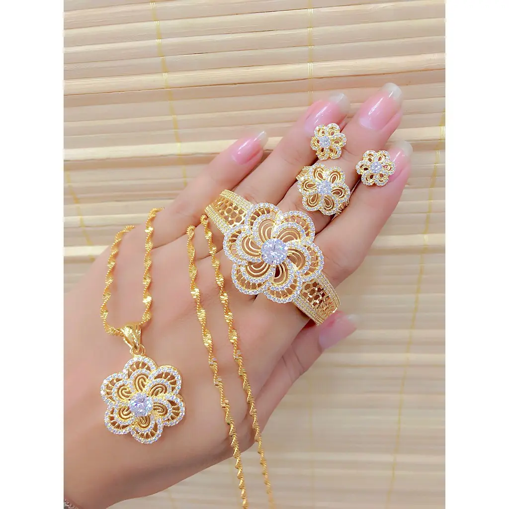Dịch vụ cầm trang sức TPHCM uy t&iacute;n định gi&aacute; cao bảo quản k&eacute;t sắt
